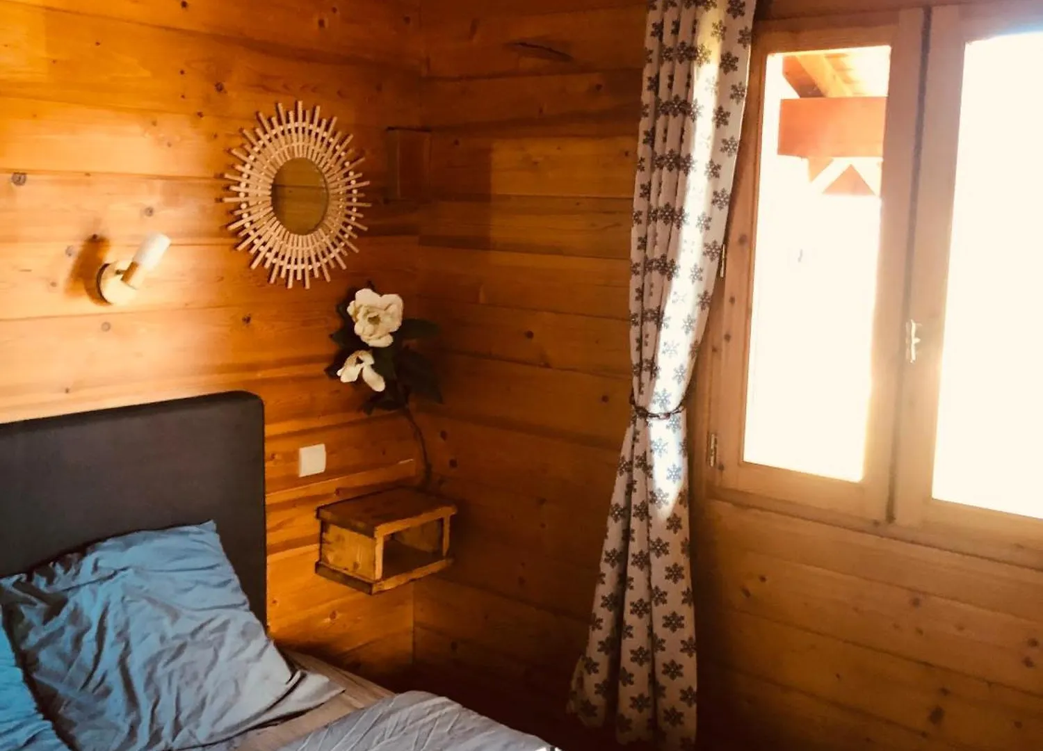 Chalet Cosy Avec Terrasse Plein Sud, 2 Chambres, Au Coeur De La Haute-Savoie Châtillon-sur-Cluses France
