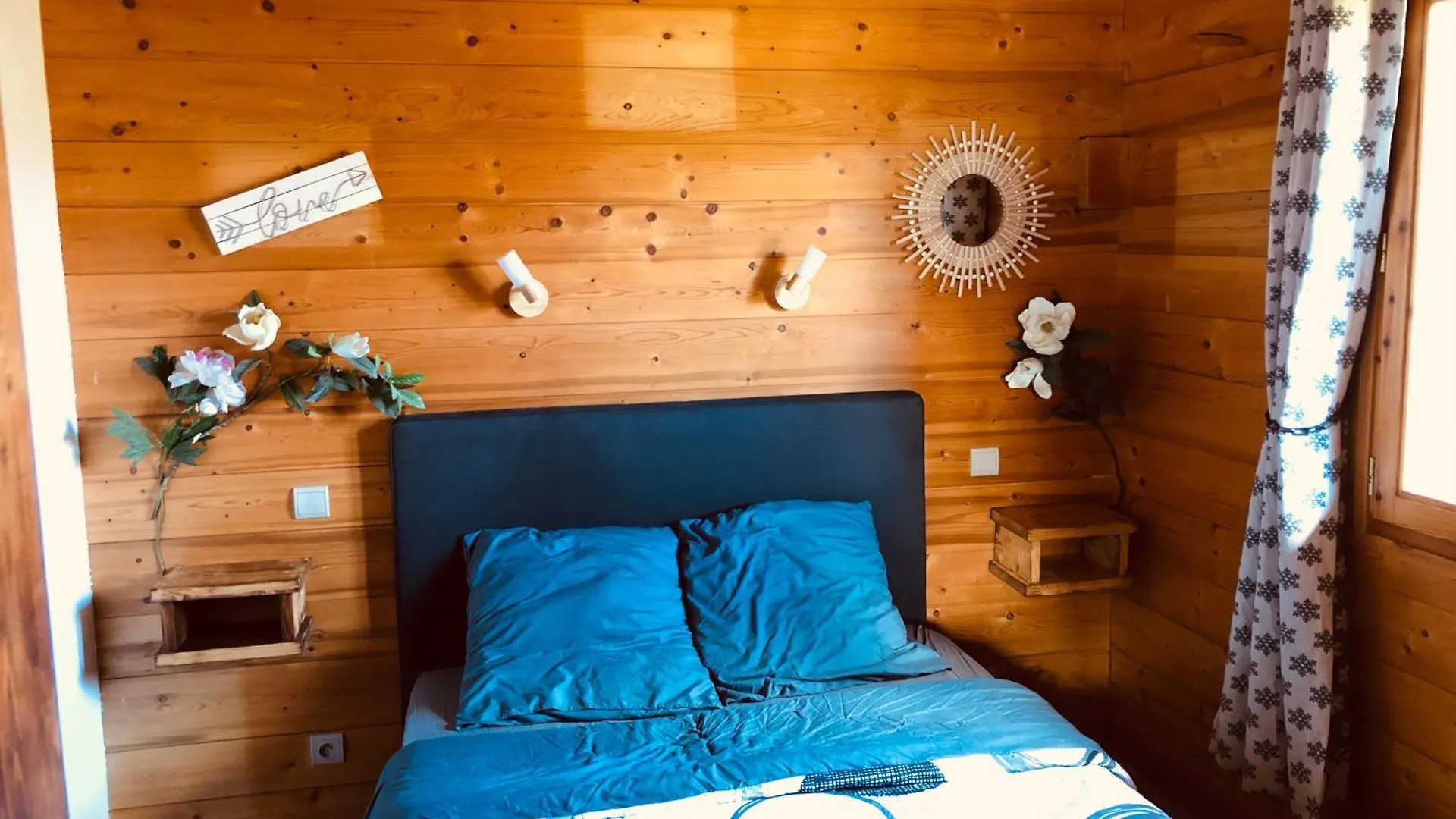 Chalet Cosy Avec Terrasse Plein Sud, 2 Chambres, Au Coeur De La Haute-Savoie Châtillon-sur-Cluses France