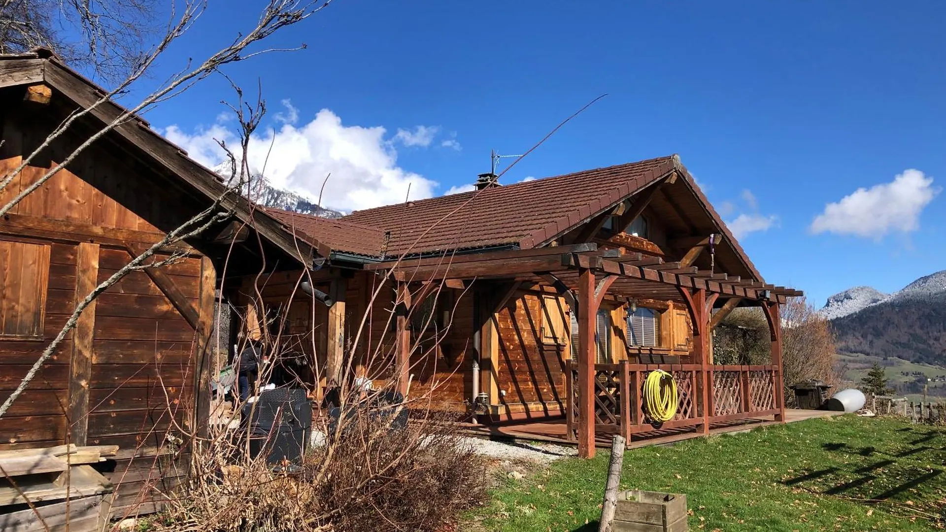Chalet Cosy Avec Terrasse Plein Sud, 2 Chambres, Au Coeur De La Haute-Savoie Châtillon-sur-Cluses 0*,  France