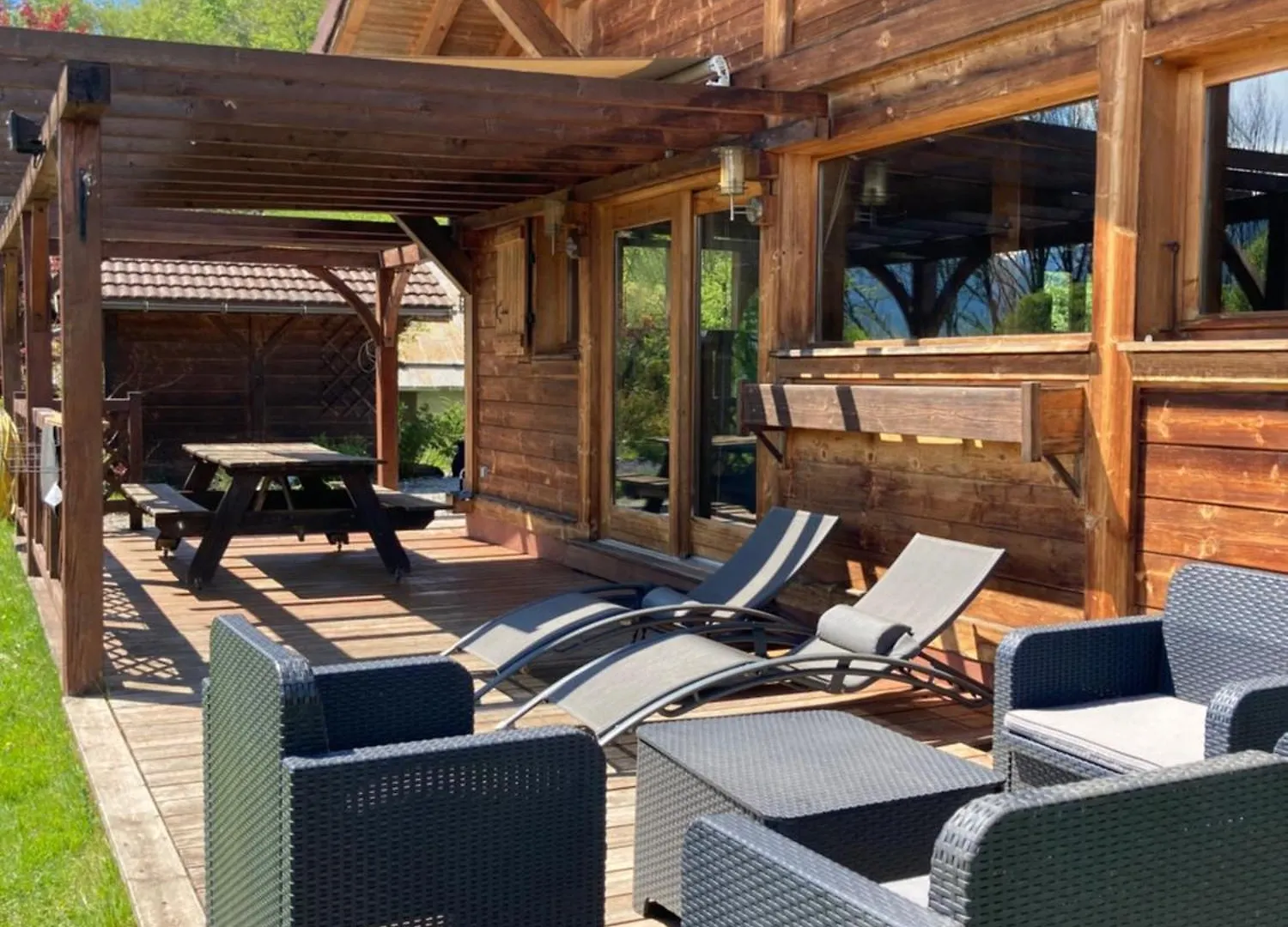 Chalet Cosy Avec Terrasse Plein Sud, 2 Chambres, Au Coeur De La Haute-Savoie Châtillon-sur-Cluses